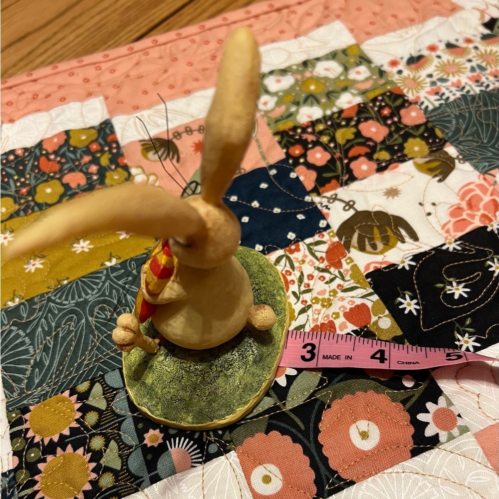 August Moon® MOONBEAMS- by Dan DiPaolo- Easter Bunny - Emmett 🐇 - Picture 9 of 12